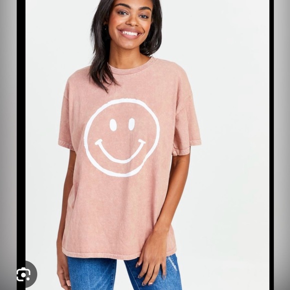 Alter d state smiley T - Picture 1 of 5